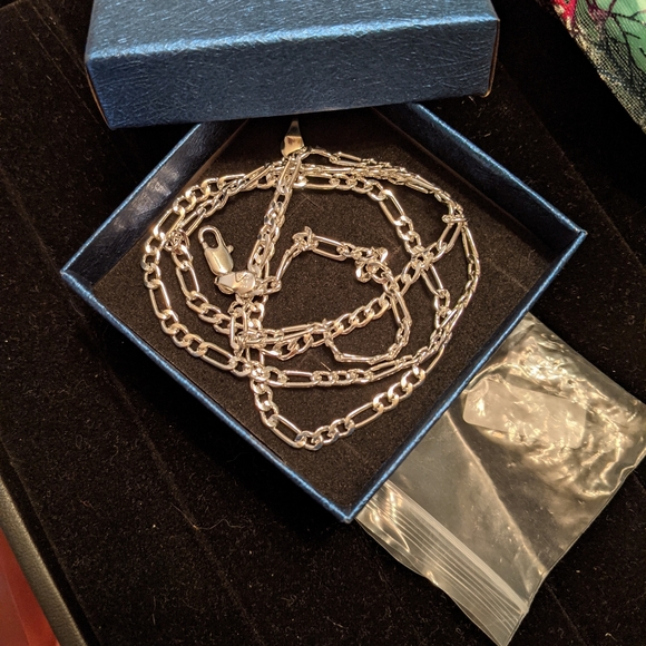 Figaro Silver Chain - Picture 6 of 6